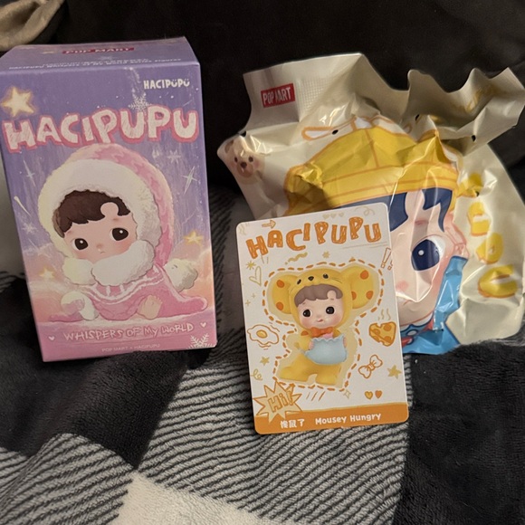 POP MART Accessories - Authentic Pop Mart Hacipupu Whispers of my World Series figure